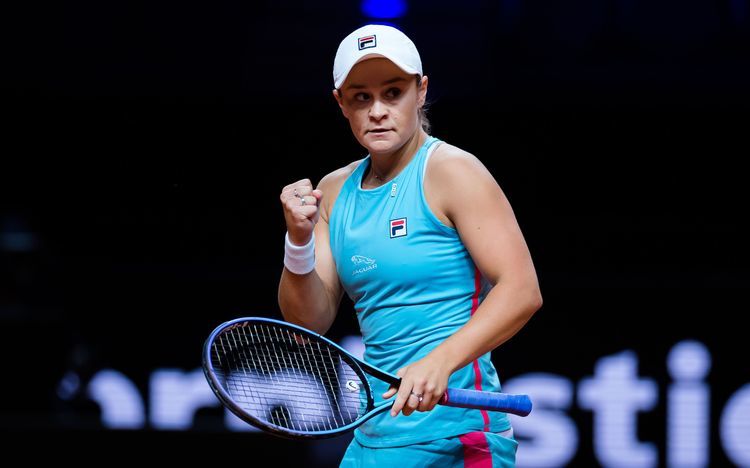 斯图加特逆转胜利,表现受到称赞的简单介绍 斯图加特逆转胜利,表现受到称赞的简单介绍