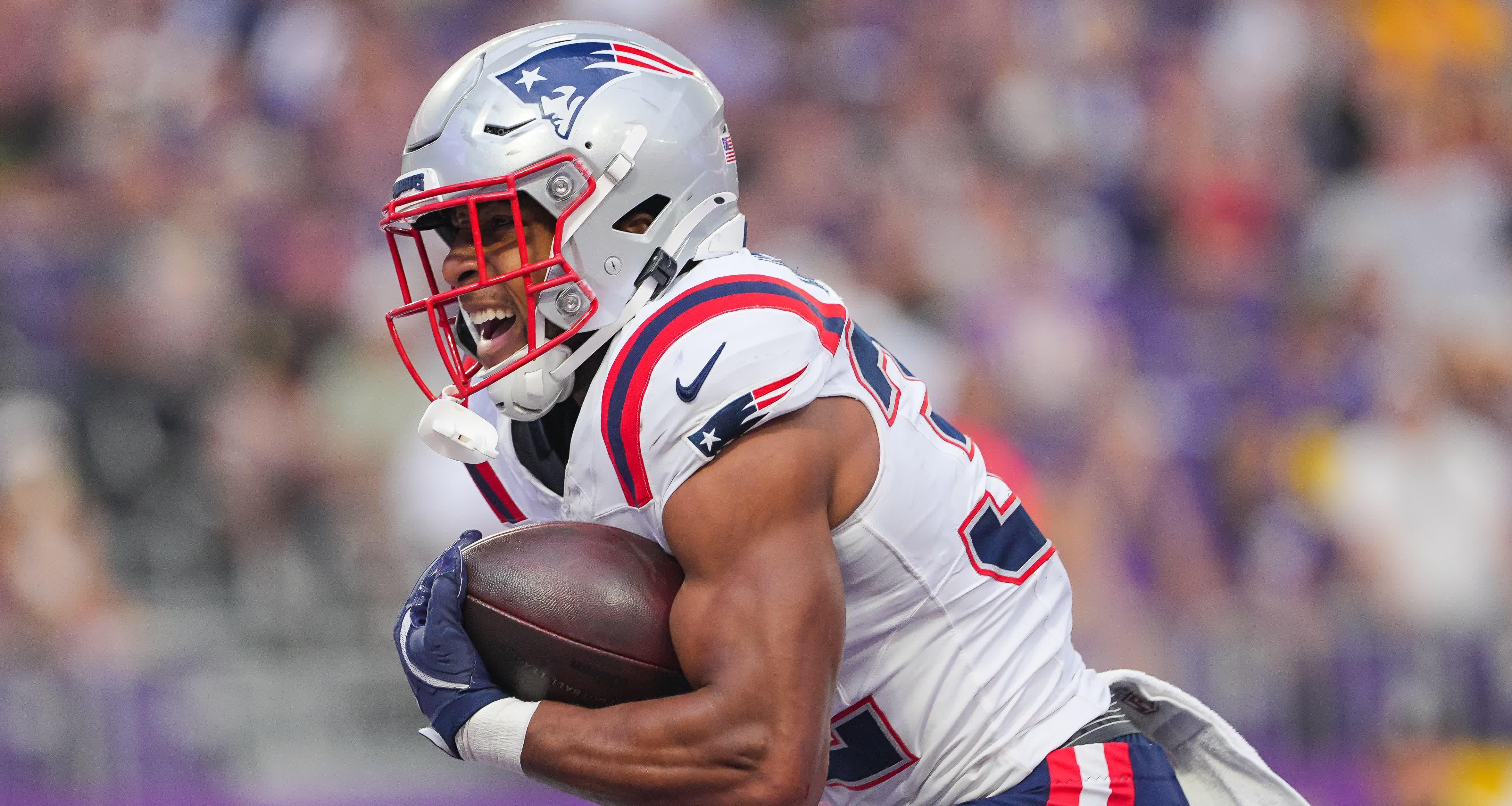 开云平台-回顾橄榄球经典时刻：传奇再现的简单介绍